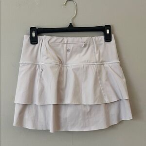Athleta white extra small women’s golf/tennis skirt